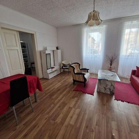 Apartamento Modern Und Gemuetlich Ebenfurth Exterior foto